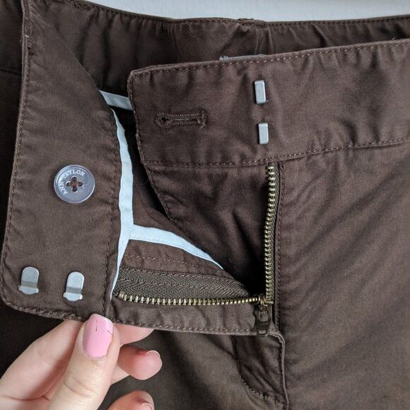 Ann Taylor | Floral Embroidered Hem Ankle Cropped Pants Sz 12 - Picture 3 of 9